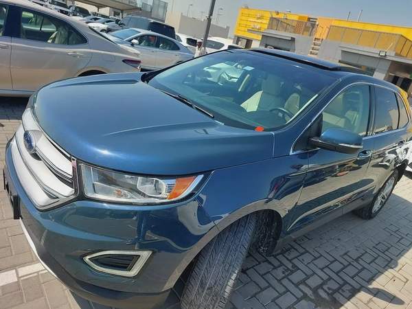 فورد إدج تيتانيوم 2016