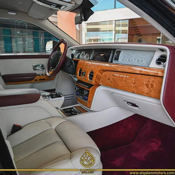 2019 ROLLS ROYCE PHANTOM DONE ONLY 10,000KM GCC