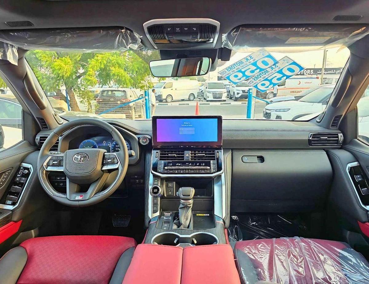 Toyota Land Cruiser GR SPORT TWIN TURBO / 3.5L PETROL V6 / RADAR / BIG DVD/REAR ENTERTAINMENT DVD/COOL BOX (CODE#LC3GRH)-13-13