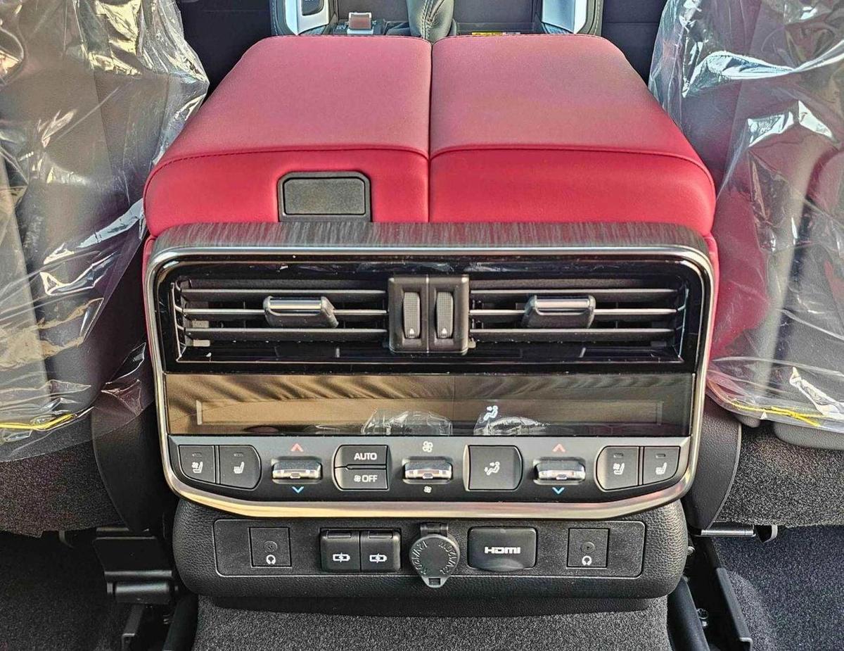 Toyota Land Cruiser GR SPORT TWIN TURBO / 3.5L PETROL V6 / RADAR / BIG DVD/REAR ENTERTAINMENT DVD/COOL BOX (CODE#LC3GRH)-20-20