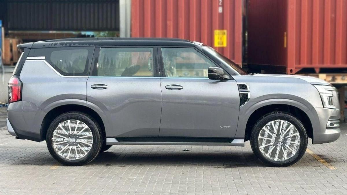 Nissan Patrol PATROL PLATNUM LE FULL OPTION TWIN TURBO ROOF BLACK 2026-7-7