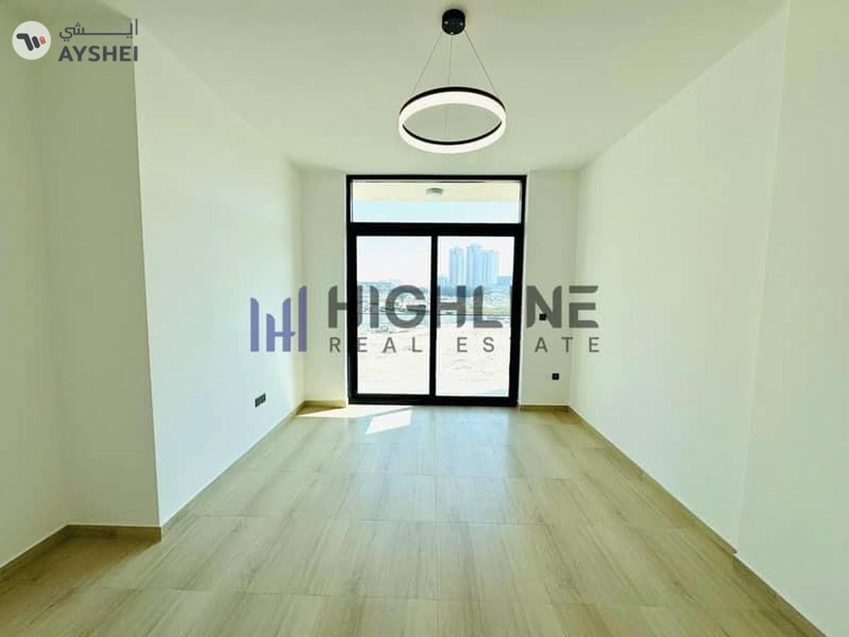 Stunning 2BR | Fitted Kitchen | With Dishwasher-0-landscape