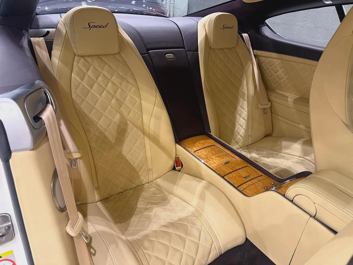 Bentley GT Speed W12 | GCC | Low Mileage-12-12