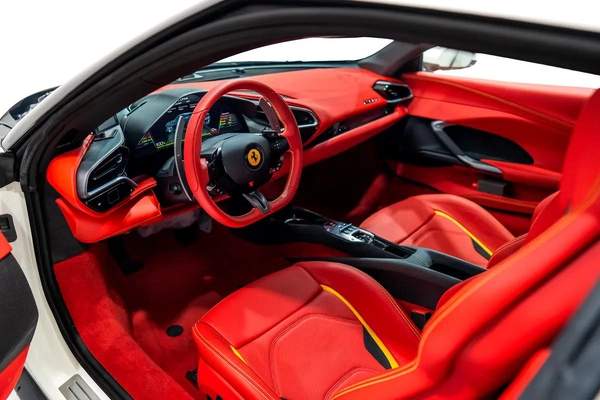 296 GTB | FRONTLIFT | TWO TONE INTERIOR | ENGINE COVERS IN CARBON FIBRE | MATTE GREY WHEELS