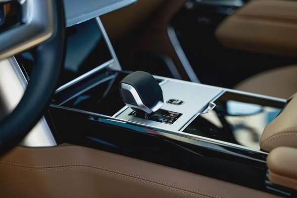 2026 Range Rover Vogue Autobiography P530 V8 | Brand New | Export Only | AED 719,000