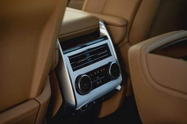 2026 Range Rover Vogue Autobiography P530 V8 | Brand New | Export Only | AED 719,000