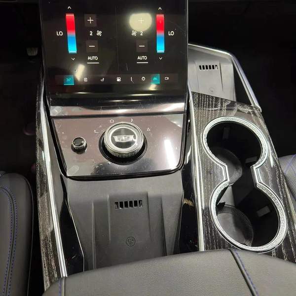 2026 Cadillac Escalade IQL - 1000E4