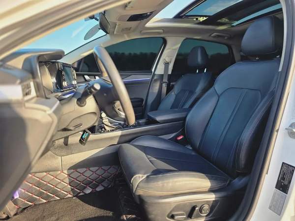 GCC Specs 2021 Kia K5 GT-Line - Excellent Condition