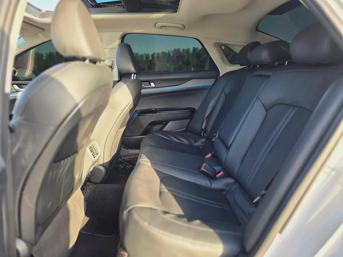 GCC Specs 2021 Kia K5 GT-Line - Excellent Condition-18-18