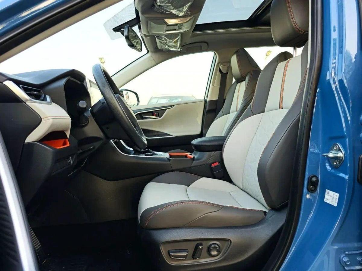 Toyota RAV4 2.5L Adventure 2025 full-7-7