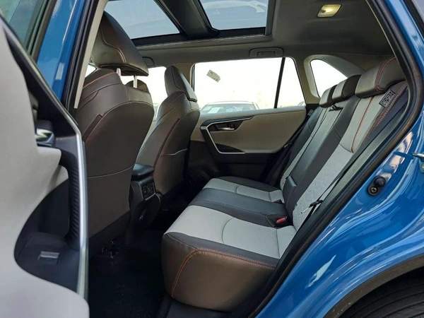 Toyota RAV4 2.5L Adventure 2025 full