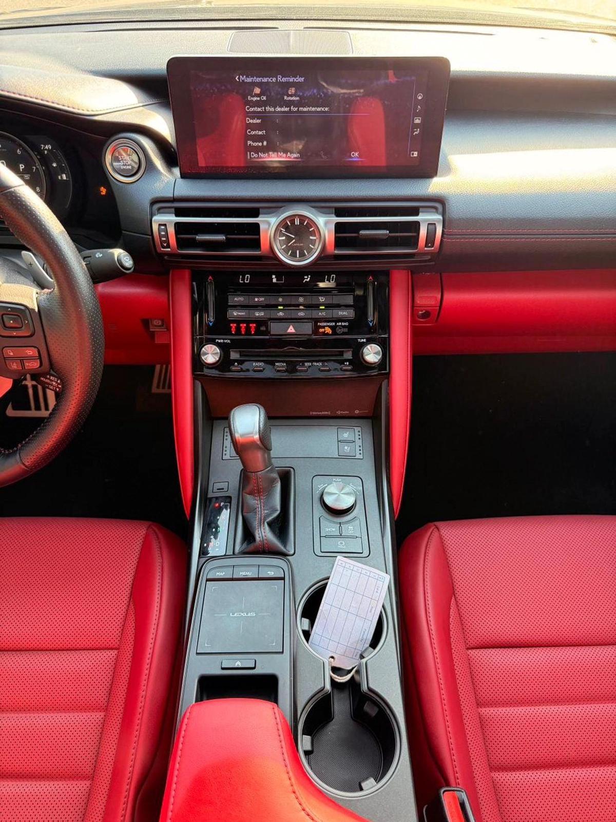 Lexus IS300 Full option F sport 2021-6-6