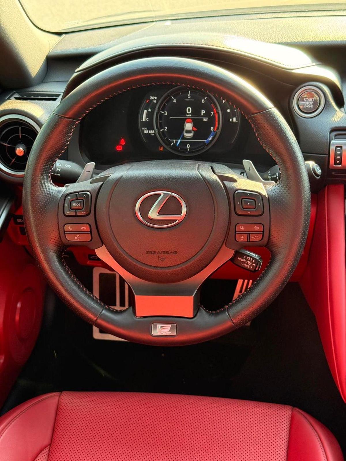 Lexus IS300 Full option F sport 2021-8-8