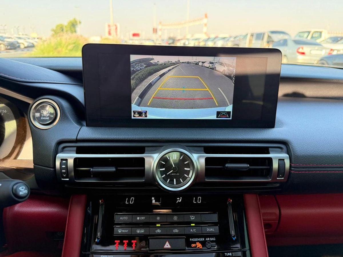 Lexus IS300 Full option F sport 2021-10-10