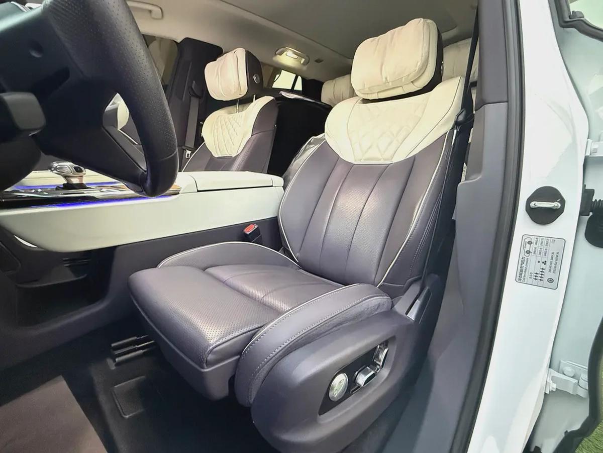 Hongqi E-HS9 Gcc Under Warranty Service Free Full Option-9-9