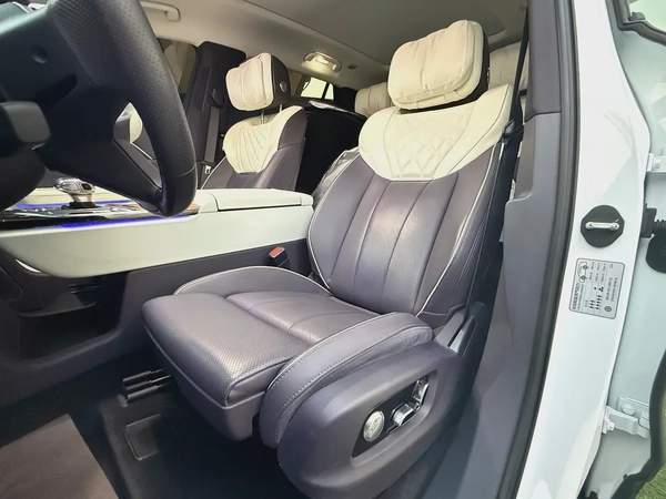 Hongqi E-HS9 Gcc Under Warranty Service Free Full Option