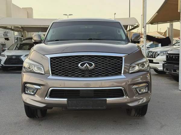 Infiniti QX80 Standard 2016 - GCC Specs - Well Maintained
