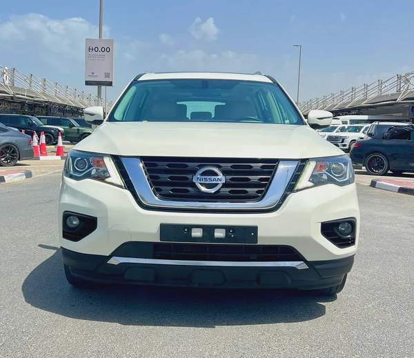 2019 Nissan Pathfinder LE - GCC Specs - Excellent Condition