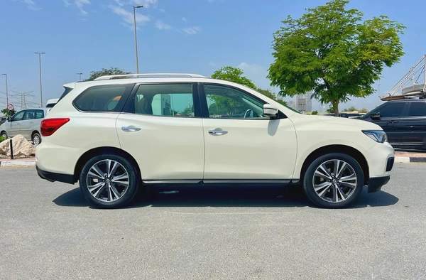 2019 Nissan Pathfinder LE - GCC Specs - Excellent Condition