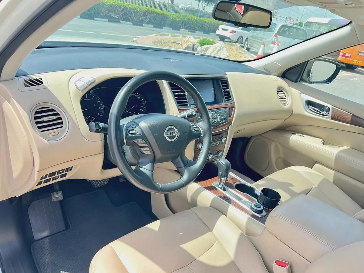 2019 Nissan Pathfinder LE - GCC Specs - Excellent Condition-12-12