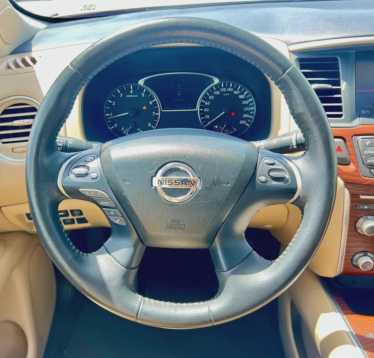 2019 Nissan Pathfinder LE - GCC Specs - Excellent Condition-13-13