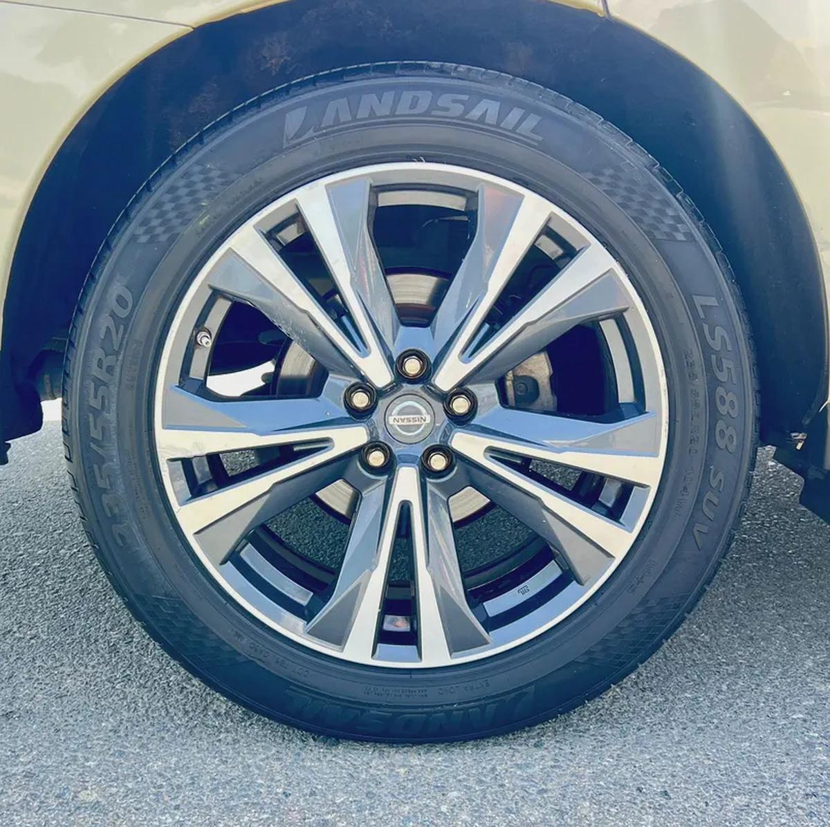 2019 Nissan Pathfinder LE - GCC Specs - Excellent Condition-14-14