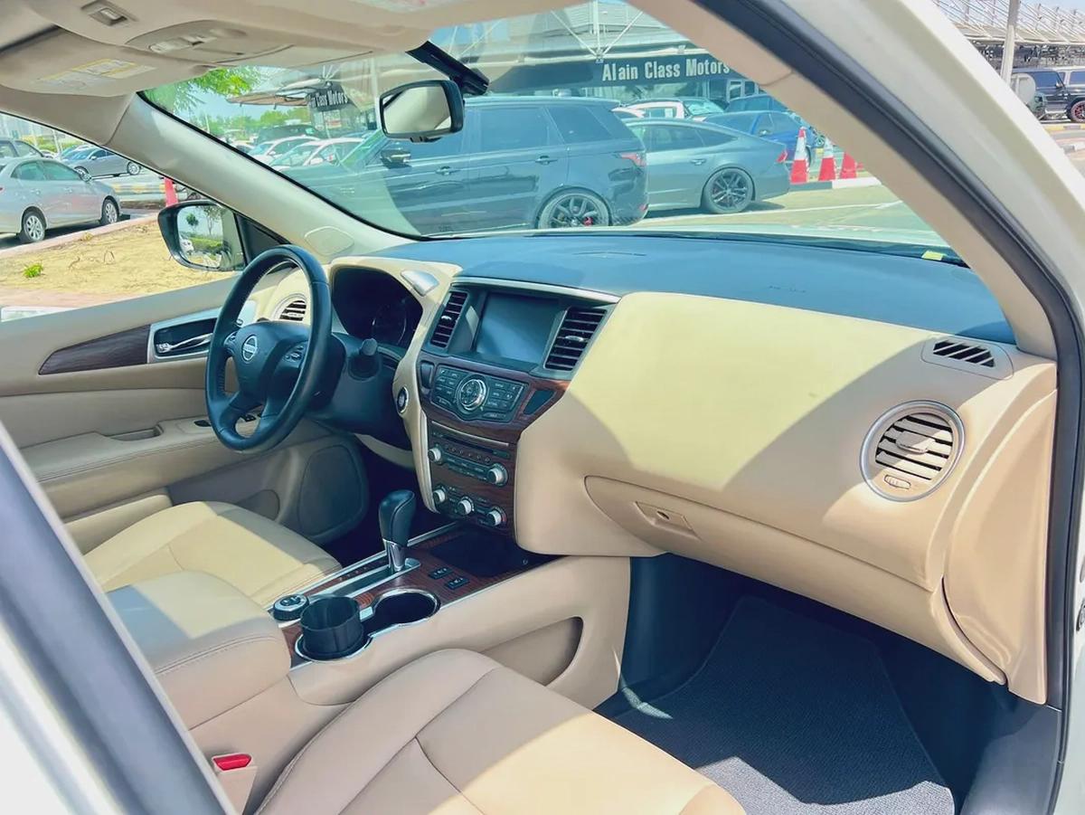 2019 Nissan Pathfinder LE - GCC Specs - Excellent Condition-18-18
