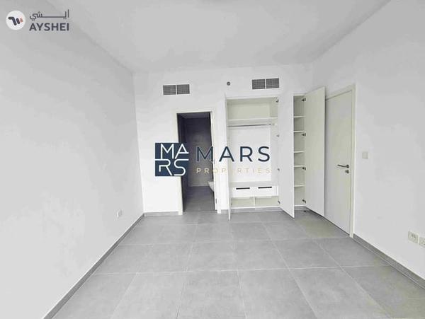 Luxury Brand New 1bhk apartment in Tiraz building