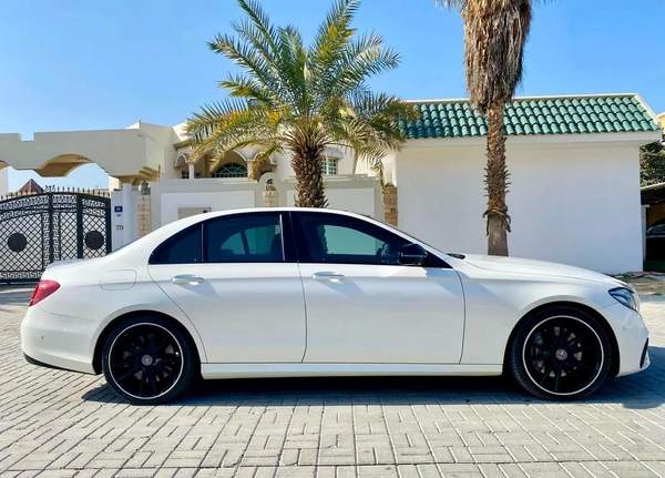 2018 MERCEDES E43 AMG 3.0L BITURBO 4MATIC || GCC || FULLY LOADED || MASTERPIECE|| PERFECT CONDTION