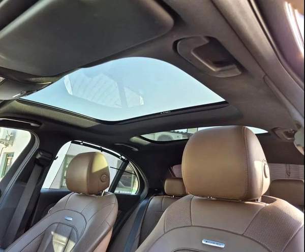 2018 MERCEDES E43 AMG 3.0L BITURBO 4MATIC || GCC || FULLY LOADED || MASTERPIECE|| PERFECT CONDTION