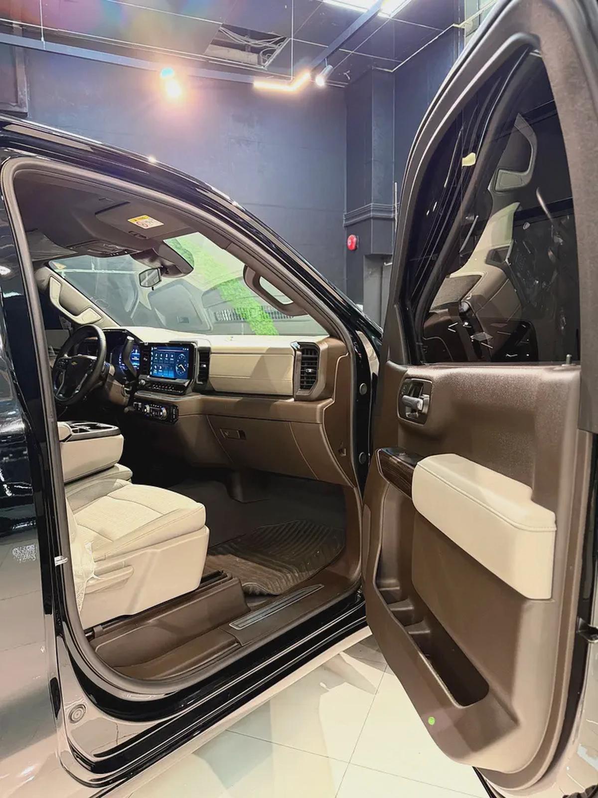 2024 Chevrolet Silverado LT - GCC Specs-14-14