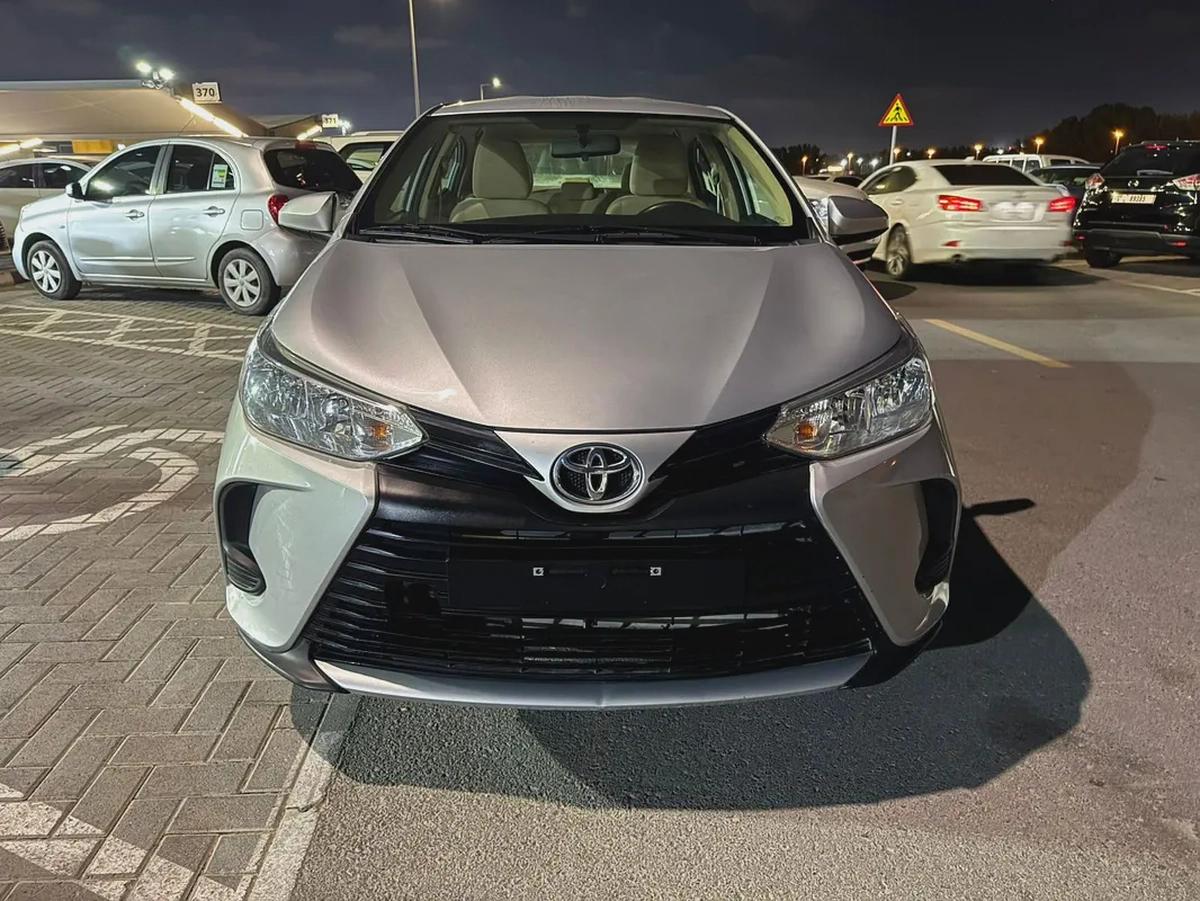 2022 Toyota Yaris SE - GCC Specs - Excellent Condition-0-0