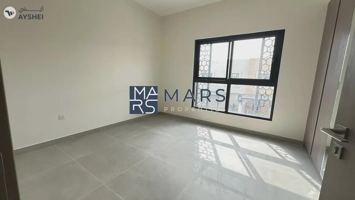 🏡 Eco-Friendly Living Awaits You! Stunning 4-Bedroom Townhouse in Sharjah Sustainable City 🌿-10-10