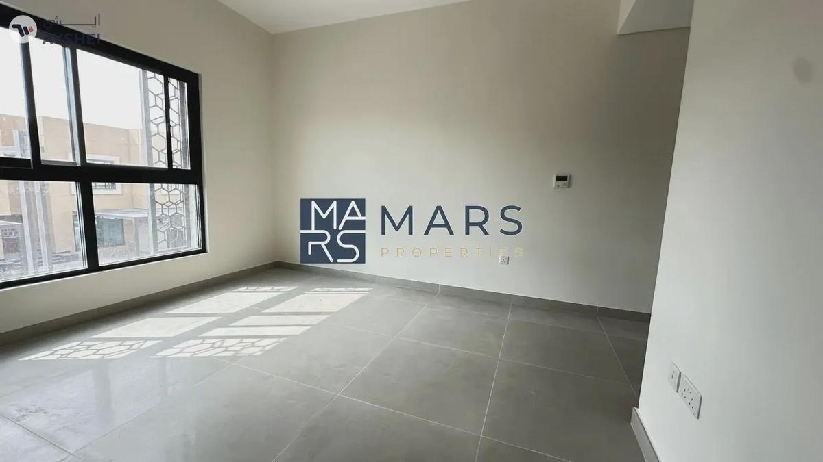 🏡 Eco-Friendly Living Awaits You! Stunning 4-Bedroom Townhouse in Sharjah Sustainable City 🌿-11-11