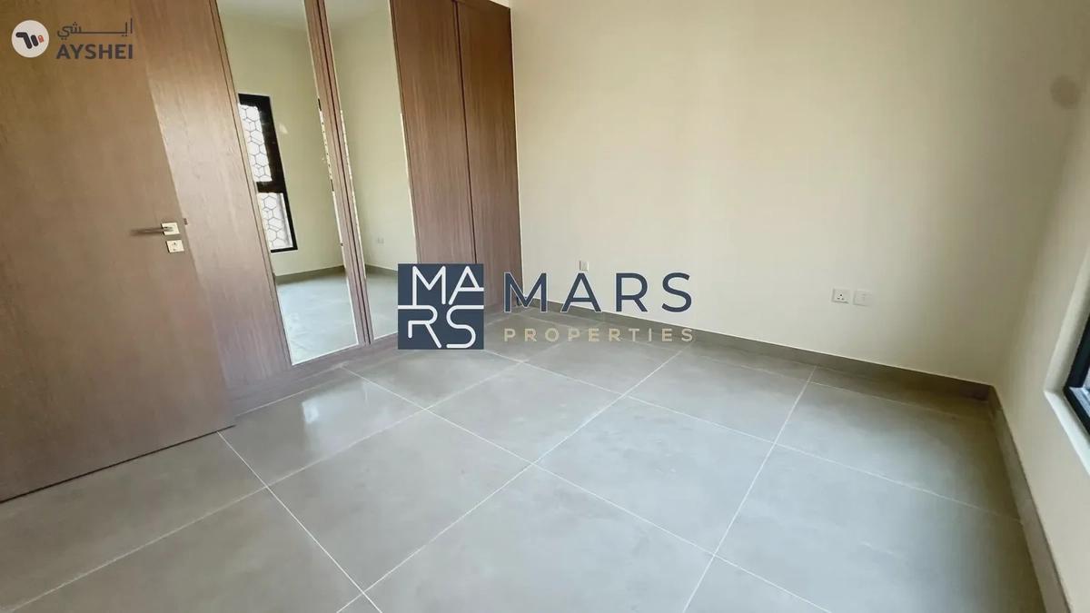 🏡 Eco-Friendly Living Awaits You! Stunning 4-Bedroom Townhouse in Sharjah Sustainable City 🌿-5-5