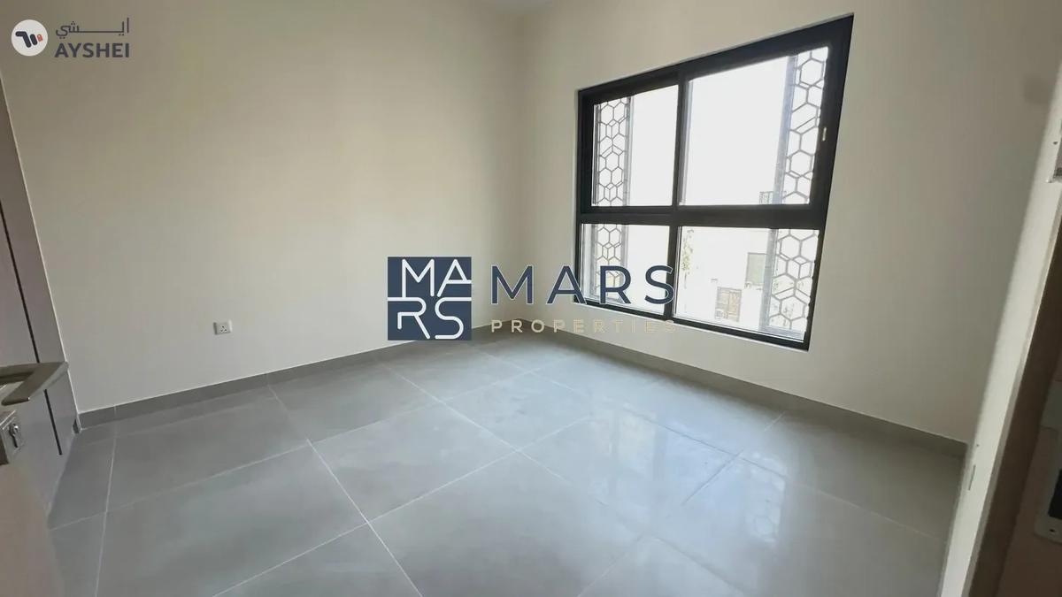 🏡 Eco-Friendly Living Awaits You! Stunning 4-Bedroom Townhouse in Sharjah Sustainable City 🌿-8-8