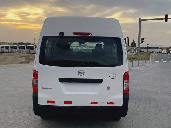 2023 Nissan Urvan NV350 automatic GCC Specs