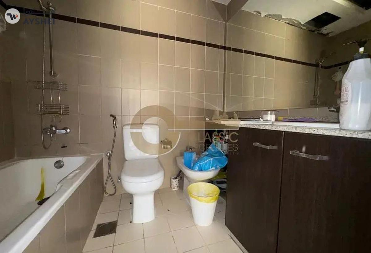 Big L-Shape | Near Community Centre | Podium View-11-11