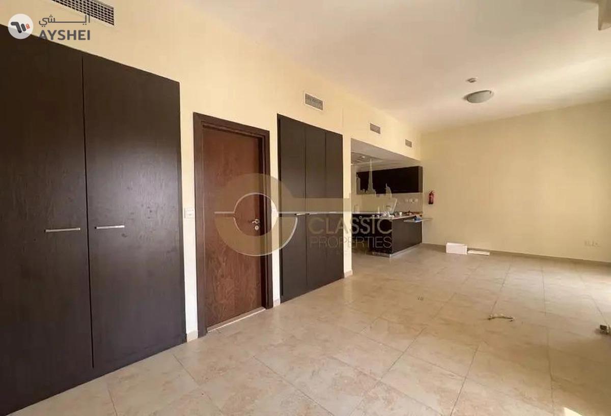 Big L-Shape | Near Community Centre | Podium View-0-landscape