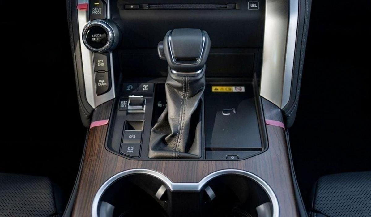 Toyota Land Cruiser LC300 VX 3.3D AT MY2025 – BLACK-11-11