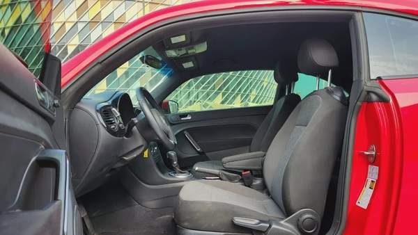 2019-Volkswagen Beetle -2.0L-4 Cyl-Excellent Condition