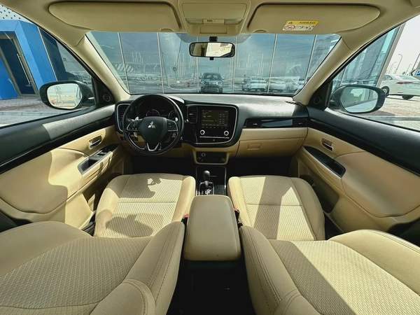 925-Monthly l GCC l 4wd, Cruise, Camera l Accident Free