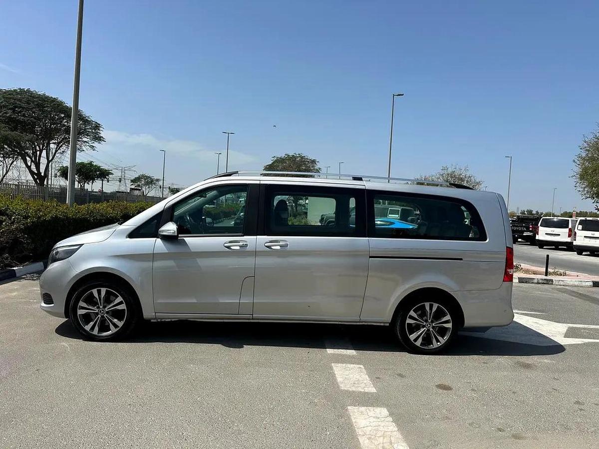 Mercedes Benz V250 2019 GCC-5-5