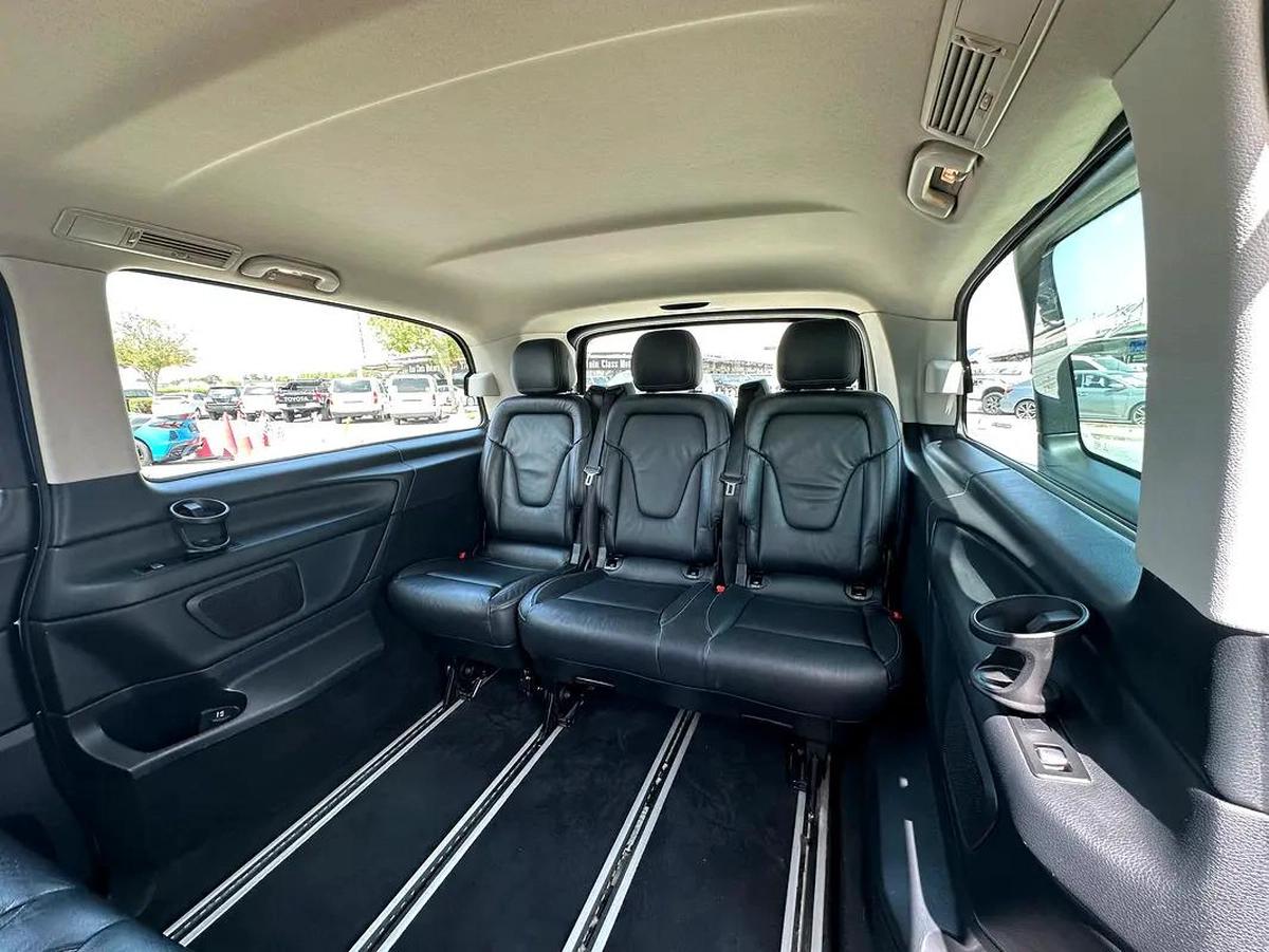 Mercedes Benz V250 2019 GCC-4-4