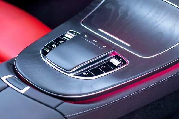 Mercedes Benz E200 Coupe | 2023 | 18,000 km