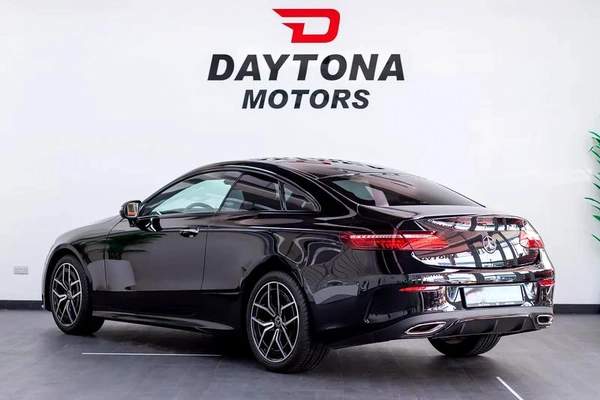 Mercedes Benz E200 Coupe | 2023 | 18,000 km