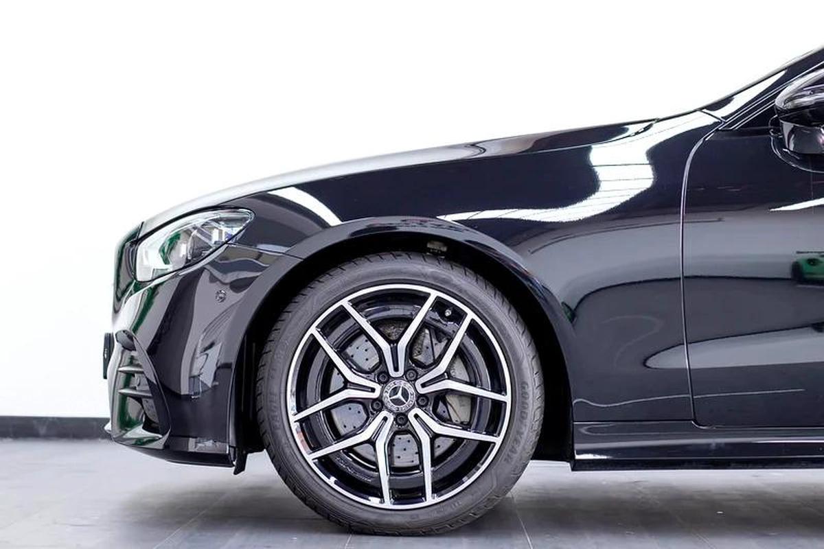 Mercedes Benz E200 Coupe | 2023 | 18,000 km-3-3