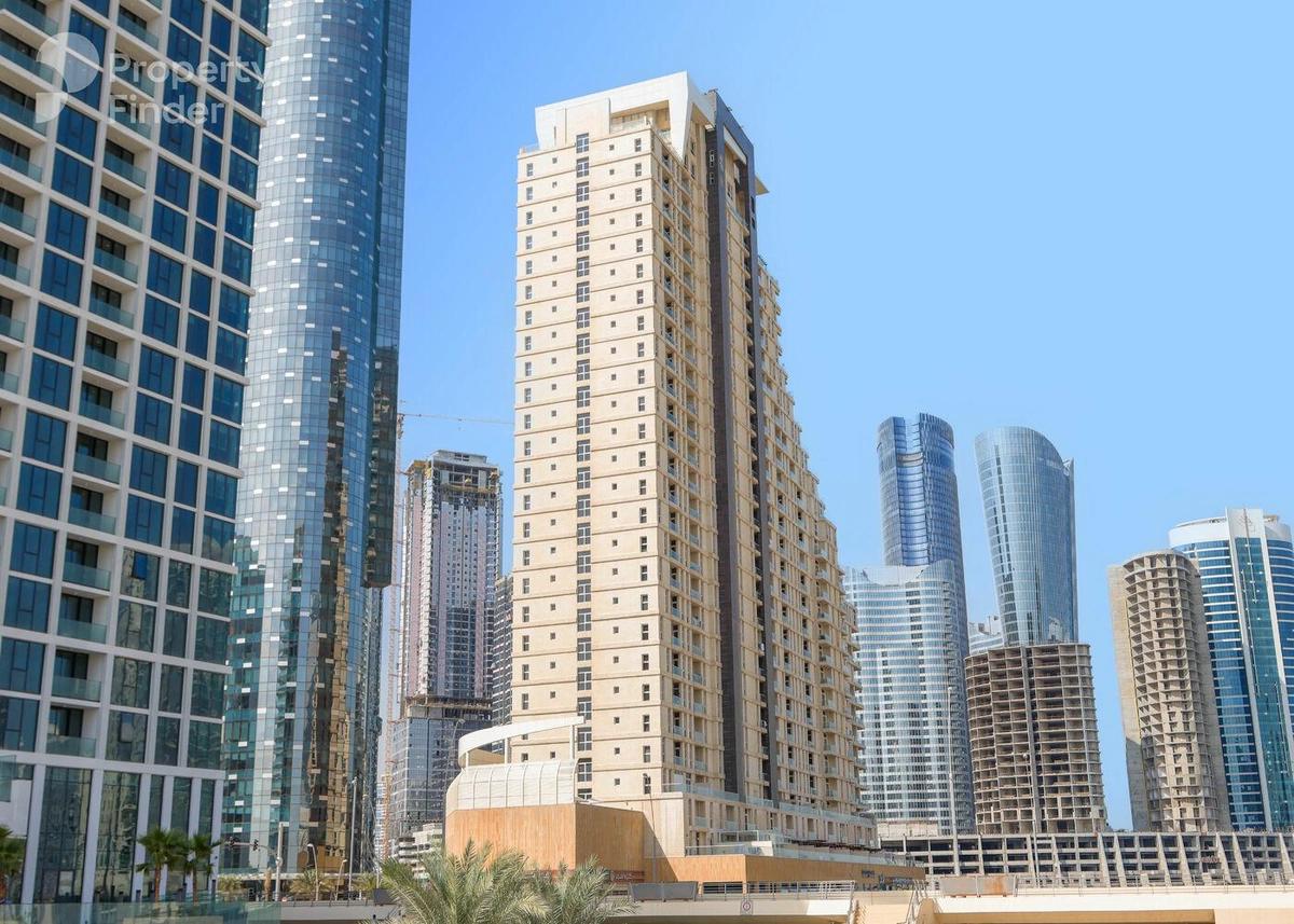 Canal View | Modern 1BR Unit | Prime Location-18-18