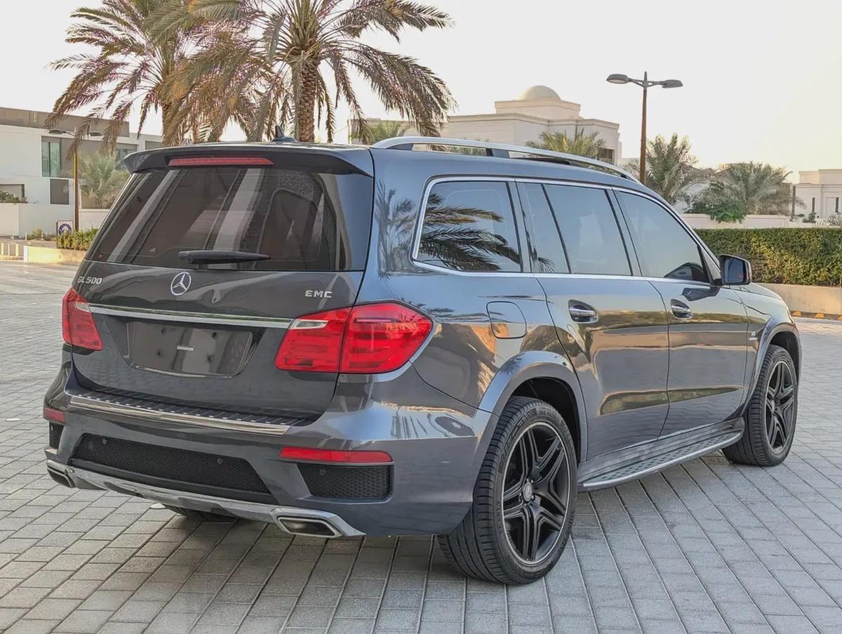 MERCEDES-BENZ GL500 2015 GCC FULL OPTION IN EXCELLENT CONDITION-13-13