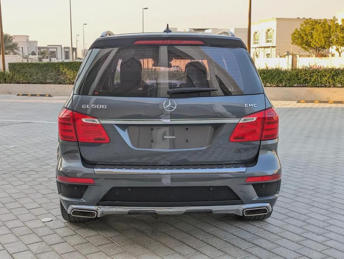 MERCEDES-BENZ GL500 2015 GCC FULL OPTION IN EXCELLENT CONDITION-17-17